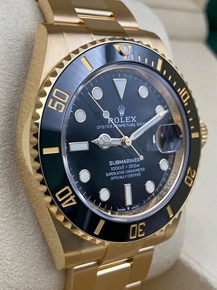 Submariner Date 41mm Black Dial Yellow Gold 126618LN Unworn 2021.