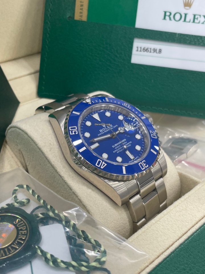 Submariner Date Smurf White Gold 40mm Blue Ceramic 116619LB.