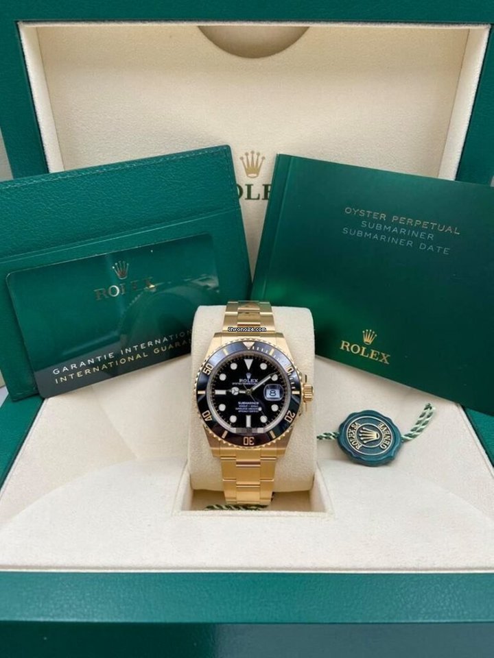 Submariner Date 41mm Black Dial Yellow Gold 126618LN Unworn 2021.