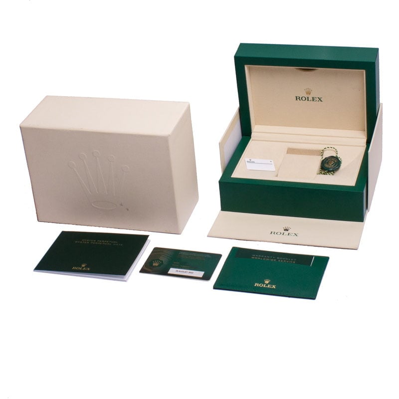 Rolex Oyster Perpetual 124300 Silver