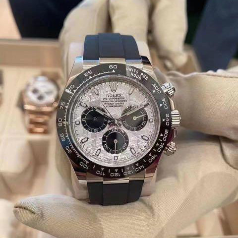 Rolex Cosmograph Daytona 40mm, Ref. # 116519ln-0038