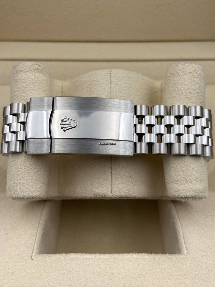 Sky-Dweller Blue Jubilee Bracelet 326934 2021 Unworn.