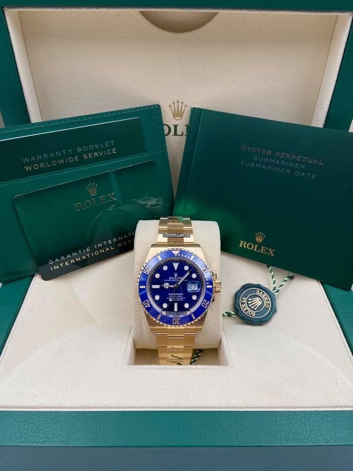 Submariner Date 41mm Blue Dial Yellow Gold 126618LB Unworn 2021.