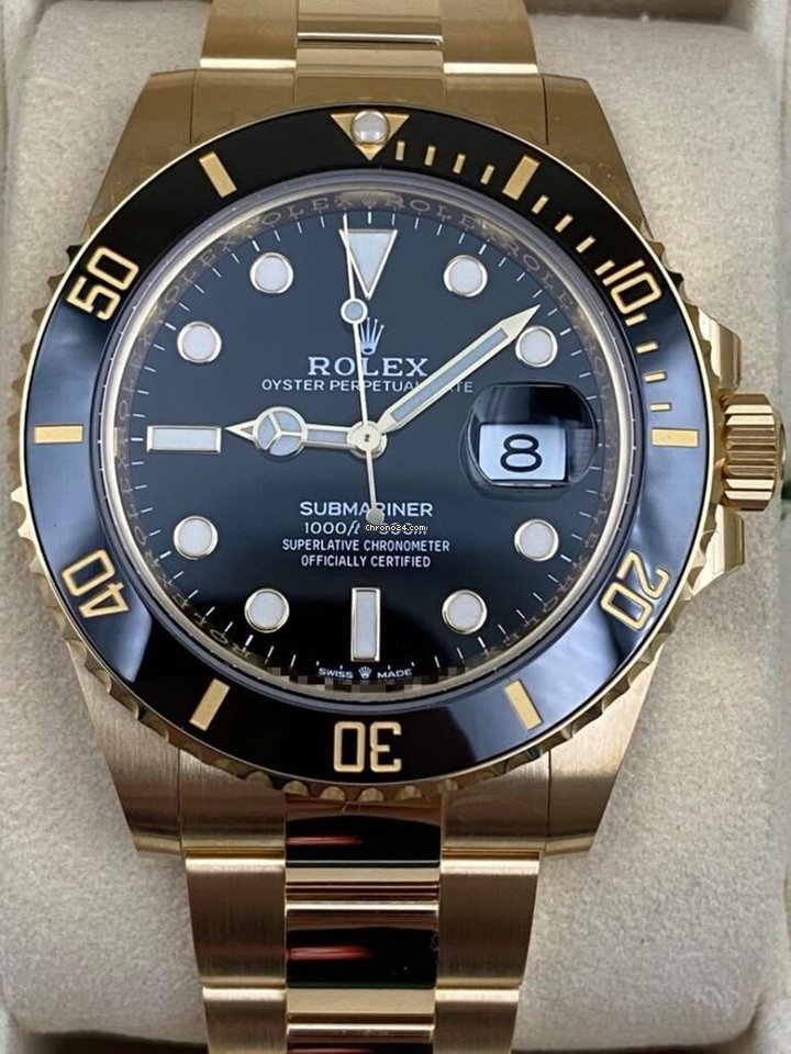 Submariner Date 41mm Black Dial Yellow Gold 126618LN Unworn 2021.