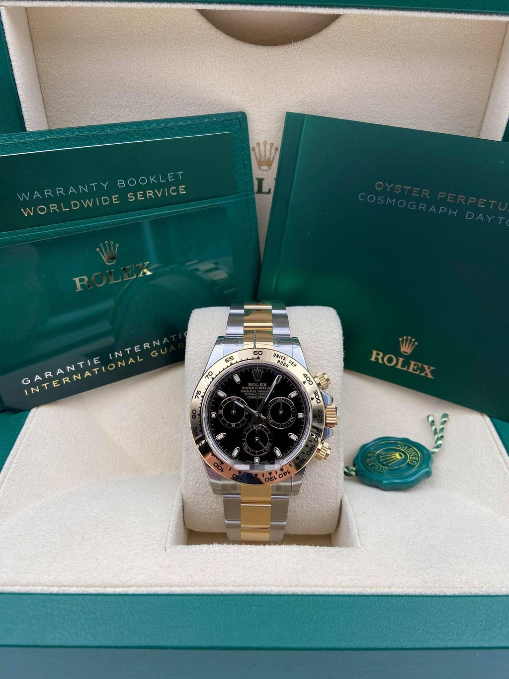 Daytona Two Tone Black Dial 116503 Unworn.